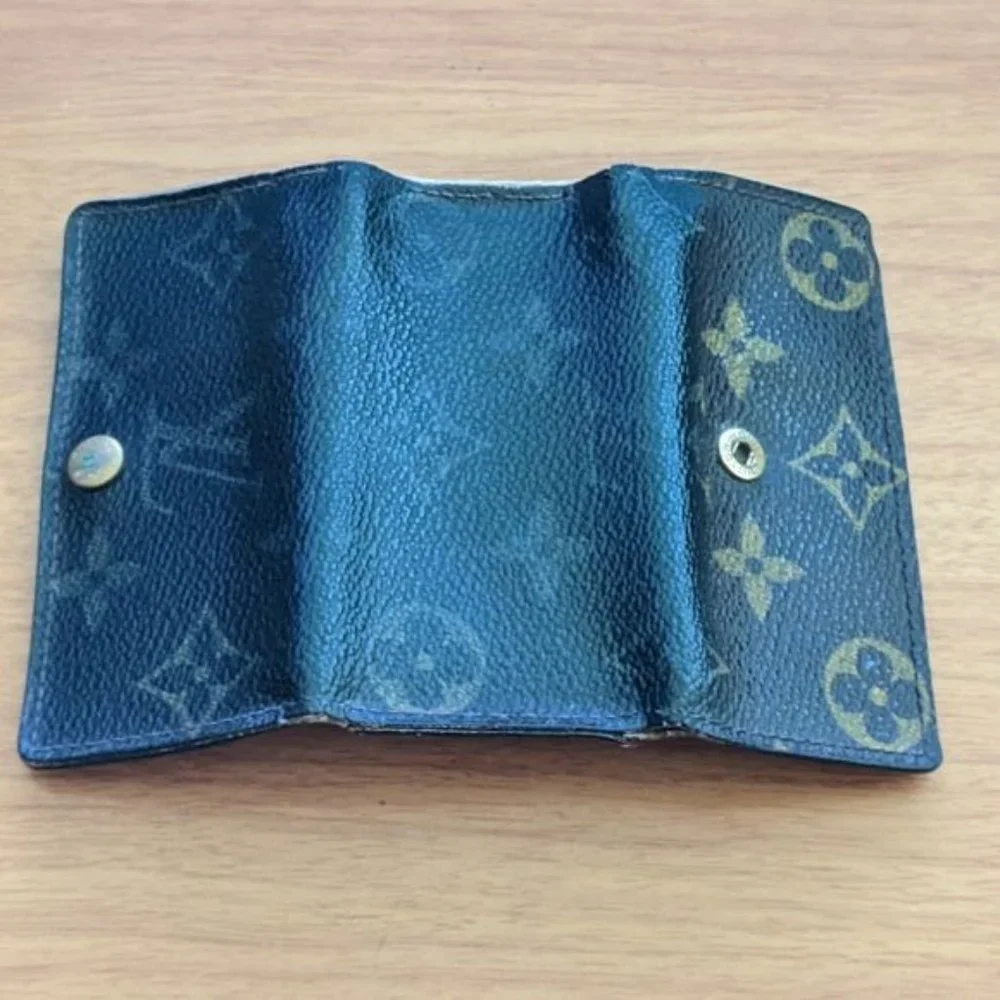 Louis Vuitton Monogram Key Holder/Wallet #1062💥PRICE DROP💥